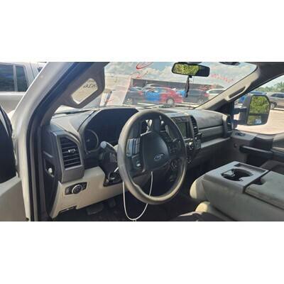 2017 Ford F-250 Super Duty Pickup Axle Assy, Front (4WD) - ~395087900