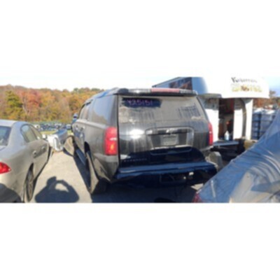 2015 Chevrolet Suburban 1500 Series Axle Assembly, Rear - ~404582999