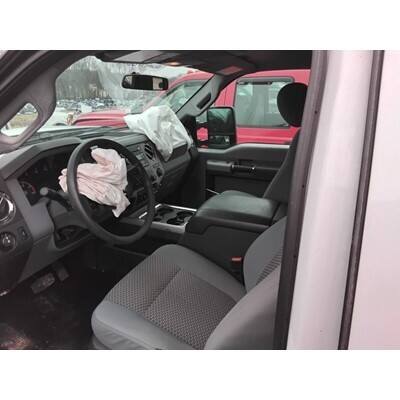 2013 Ford F-250 Super Duty Pickup Axle Assy, Front (4WD) - ~414388252