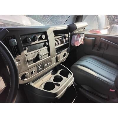 2018 Chevrolet Express 2500 Axle Assembly, Rear - ~416681772