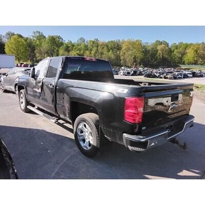 2014 Chevrolet Silverado 1500  Axle Assembly, Rear - ~422222991