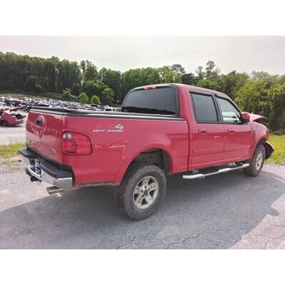 2000 Ford F-150 Series Pickup Axle Assembly, Rear - ~424345897