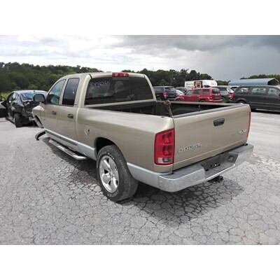 2002 Dodge 1500 Series Pickup Axle Assembly, Rear - ~426215127