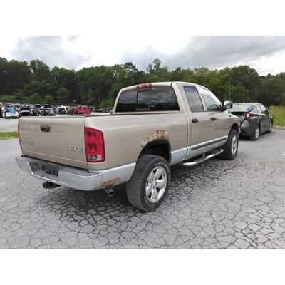 2002 Dodge 1500 Series Pickup Axle Assembly, Rear - ~426215127