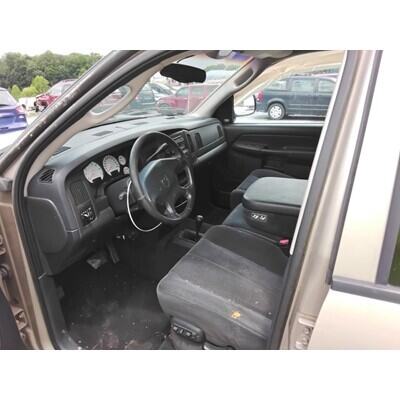 2002 Dodge 1500 Series Pickup Axle Assembly, Rear - ~426215127