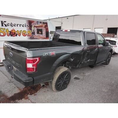 2018 Ford F-150 Series Pickup Axle Assembly, Rear - ~435507393