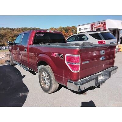 2012 Ford F-150 Series Pickup Axle Assembly, Rear - ~438097408