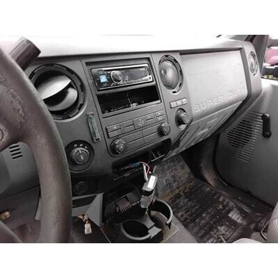 2011 Ford F-250 Super Duty Pickup Axle Assy, Front (4WD) - ~425381658